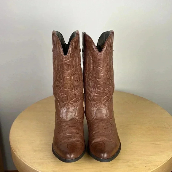 Coconuts by Matisse Women’s 6.5 Western Boots  Brown Black Embroidered Casual - Picture 2 of 8